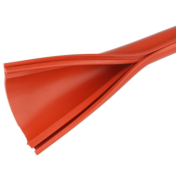 卡扣式絕（jué）緣套管