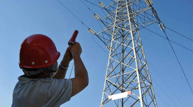 如何正（zhèng）確使用高壓（yā）驗電器驗電