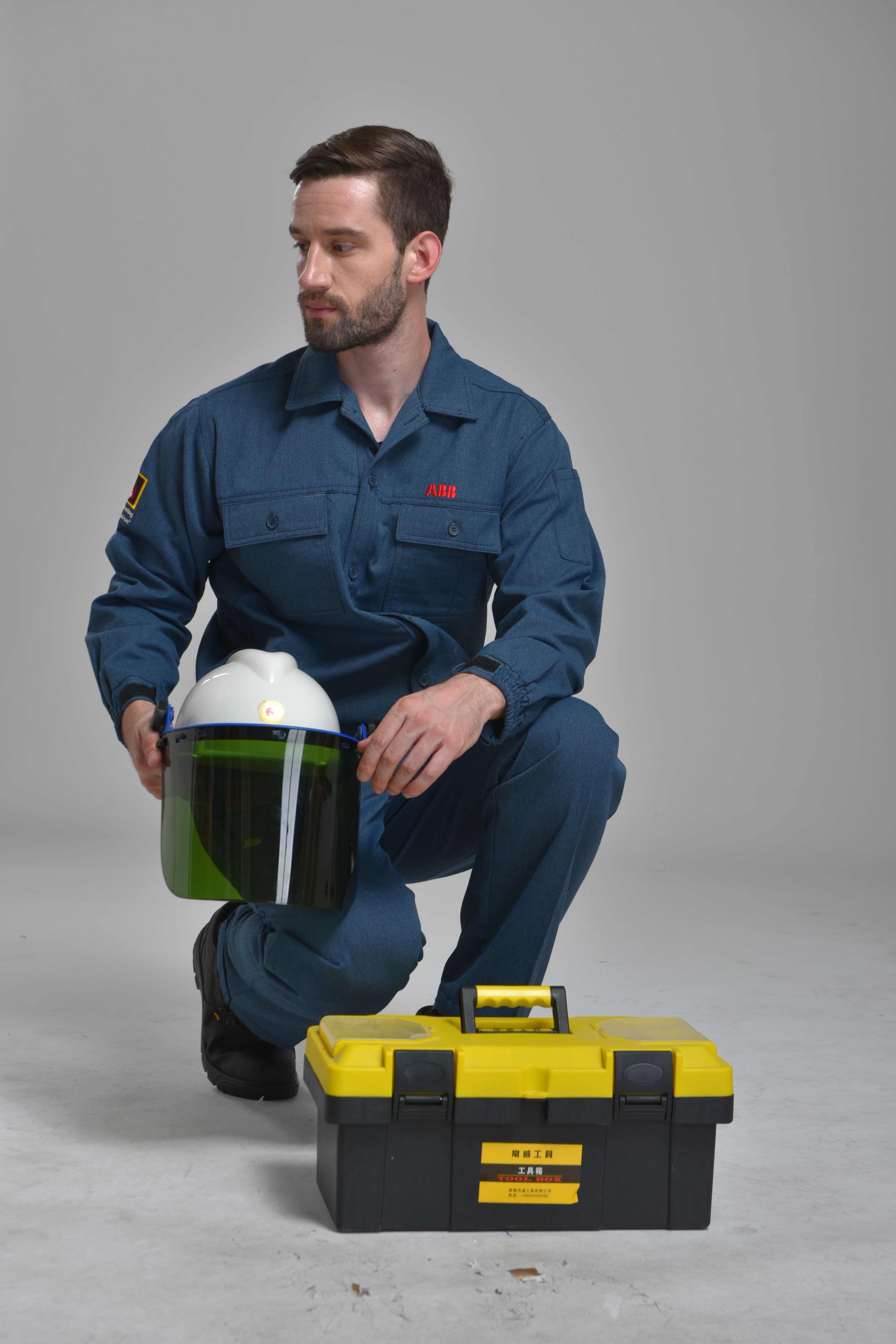 防電弧服的特點以及（jí）電弧對人體的傷害