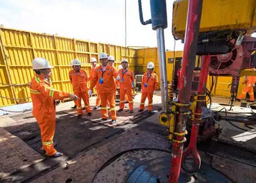 鑽井深度達7018米!“地殼一號”創鑽井新紀錄