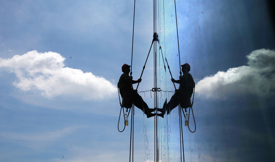 什麽是合格的（de）高空（kōng）墜落安全帶